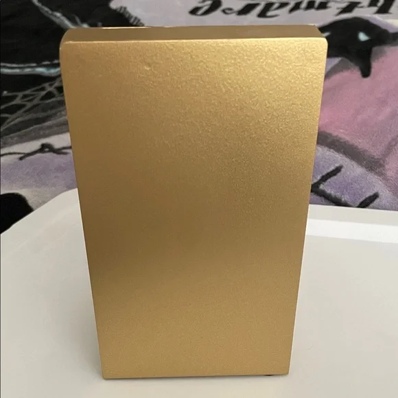 **FINAL PRICE** Gold XO Bookends - Picture 5 of 8